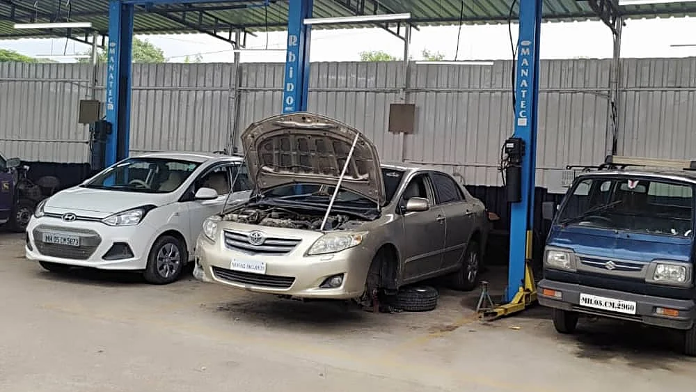 <div class="paragraphs"><p>A GoMechanic workshop. (Source: Company website)</p></div>