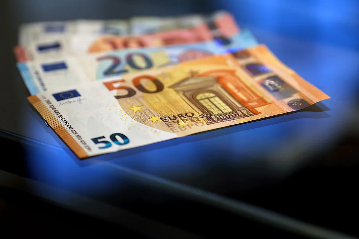 A selection Euro banknotes. Photographer: Alessia Pierdomenico/Bloomberg