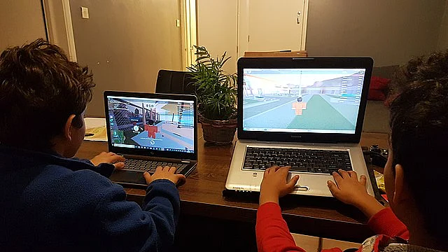 <div class="paragraphs"><p>Online gaming. (Source: Serwa27 via Wikimedia Commons)</p></div>