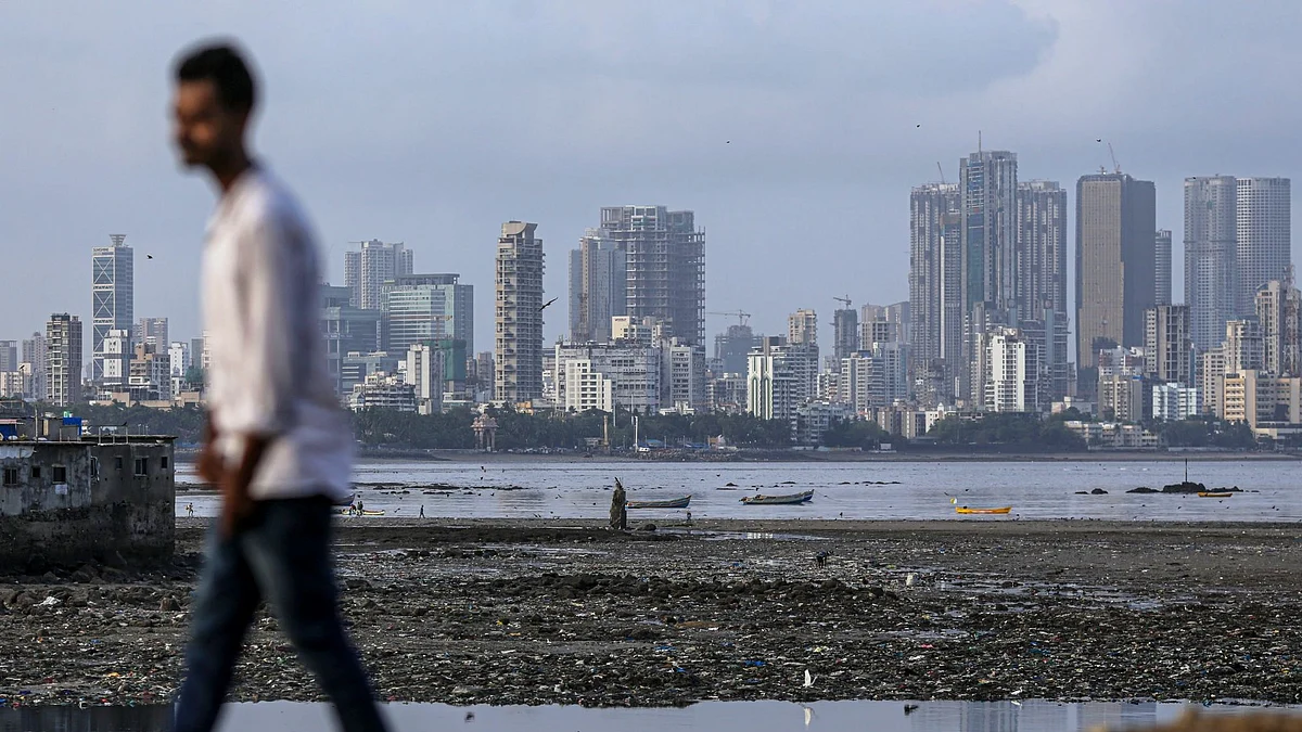 Commercial and residential building in the Worli area of Mumbai, India, on Wednesday, May 26, 2021. India is preparing a stimulus package for sectors worst affected by a deadly coronavirus wave, aiming to support an economy struggling with a slew of localized lockdowns, people familiar with the matter said. The finance ministry is working on proposals to bolster the tourism, aviation and hospitality industries, along with small and medium-sized companies. Photographer: Dhiraj Singh/Bloomberg