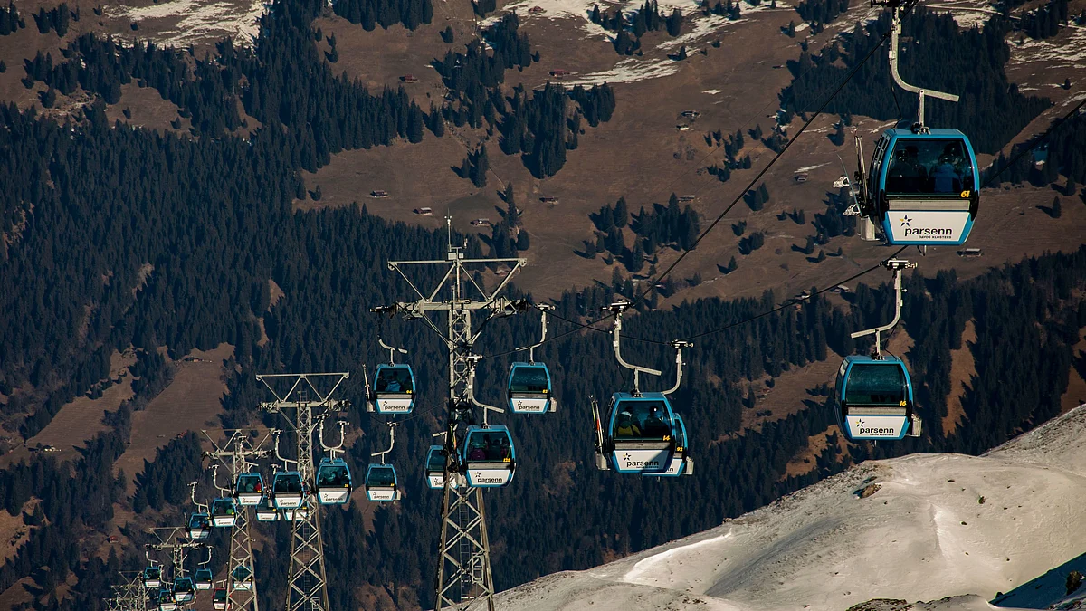 From Davos to Höhenweg ski station, looking at Davos below, Switzerland, on Saturday, Jan. 7, 2023. Photographer: Francesca Volpi/Bloomberg