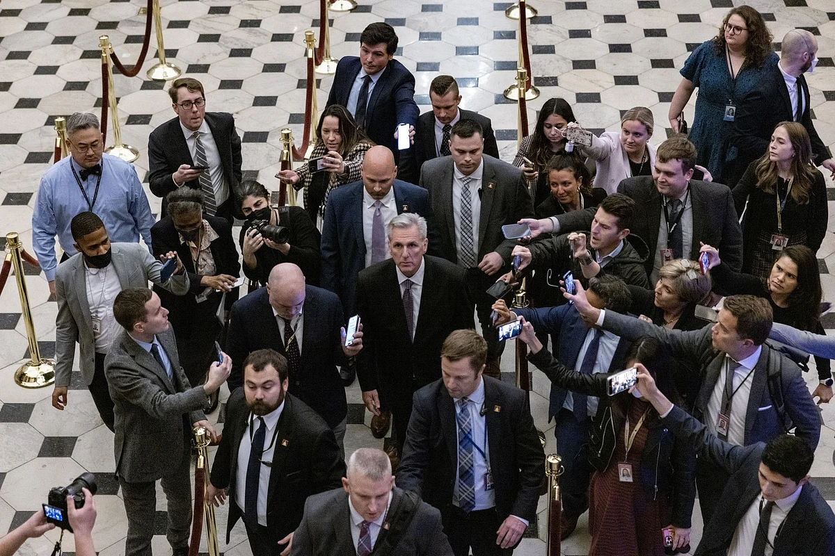 WASHINGTON, DC - JANUARY 04: U.S. House Republican Leader Kevin McCarthy (R-CA) speaks to media as he leaves the House Chamber during the second day of elections for Speaker of the House at the U.S. Capitol Building on January 04, 2023 in Washington, DC. The House of Representatives is meeting to vote for the next Speaker after House Republican Leader Kevin McCarthy (R-CA) failed to earn more than 218 votes on three separate Tuesday ballots, the first time in 100 years that the Speaker was not elected on the first ballot (Photo by Tasos Katopodis/Getty Images)