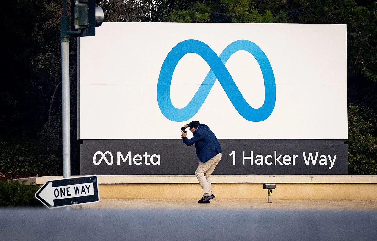 Meta’s digital ad business has been hurt by changes in Apple’s privacy policy. Photographer: Josh Edelson/AFP/Getty Images