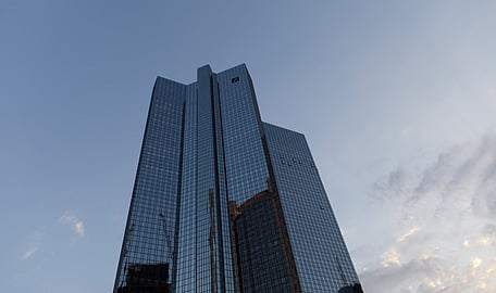 Deutsche Bank Is Cutting Staff In Chicago In U S Retreat