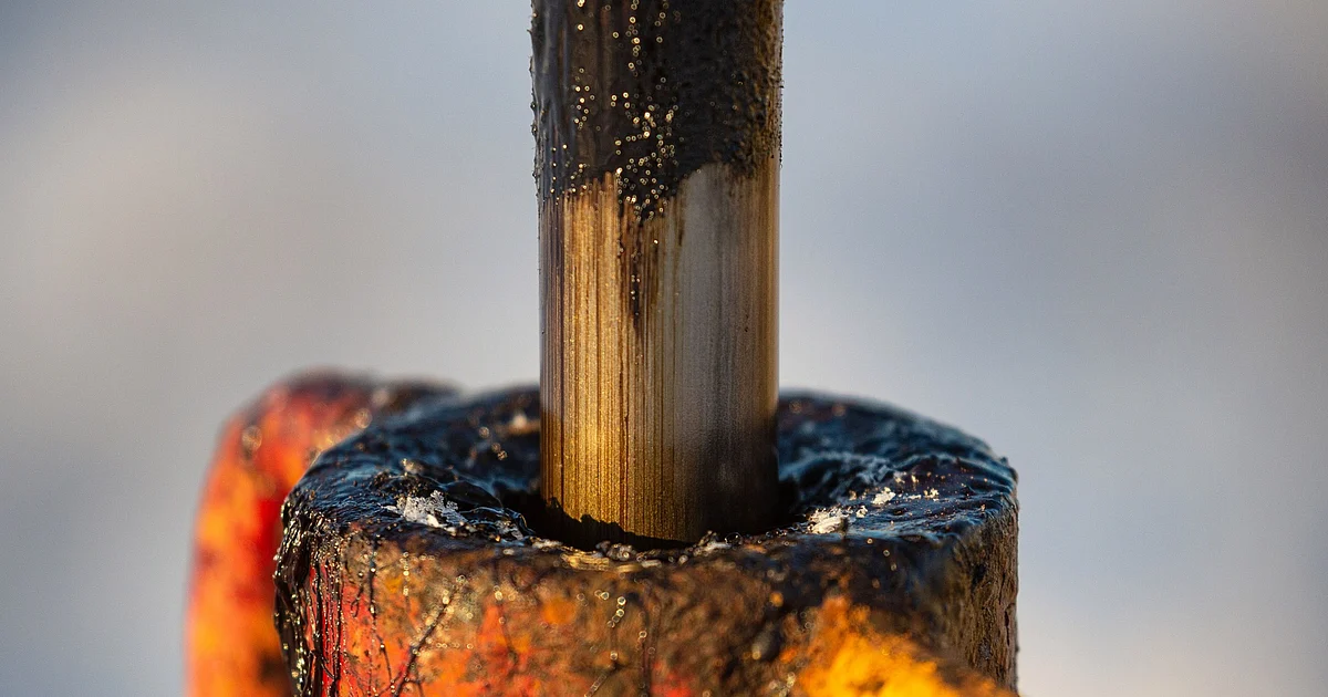 Crude Markets Run Hot in Asia as Omicron Fails to Dent Demand - Bloomberg Quint