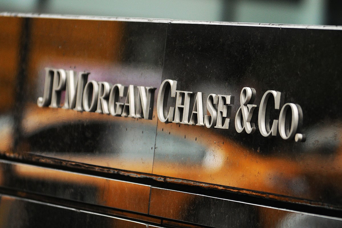 JPMorgan Gold Dealer Says Boss Coached Him on Spoofing Lie