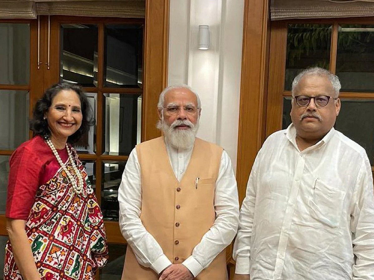 Here's Rekha And Rakesh Jhunjhunwala's Portfolio