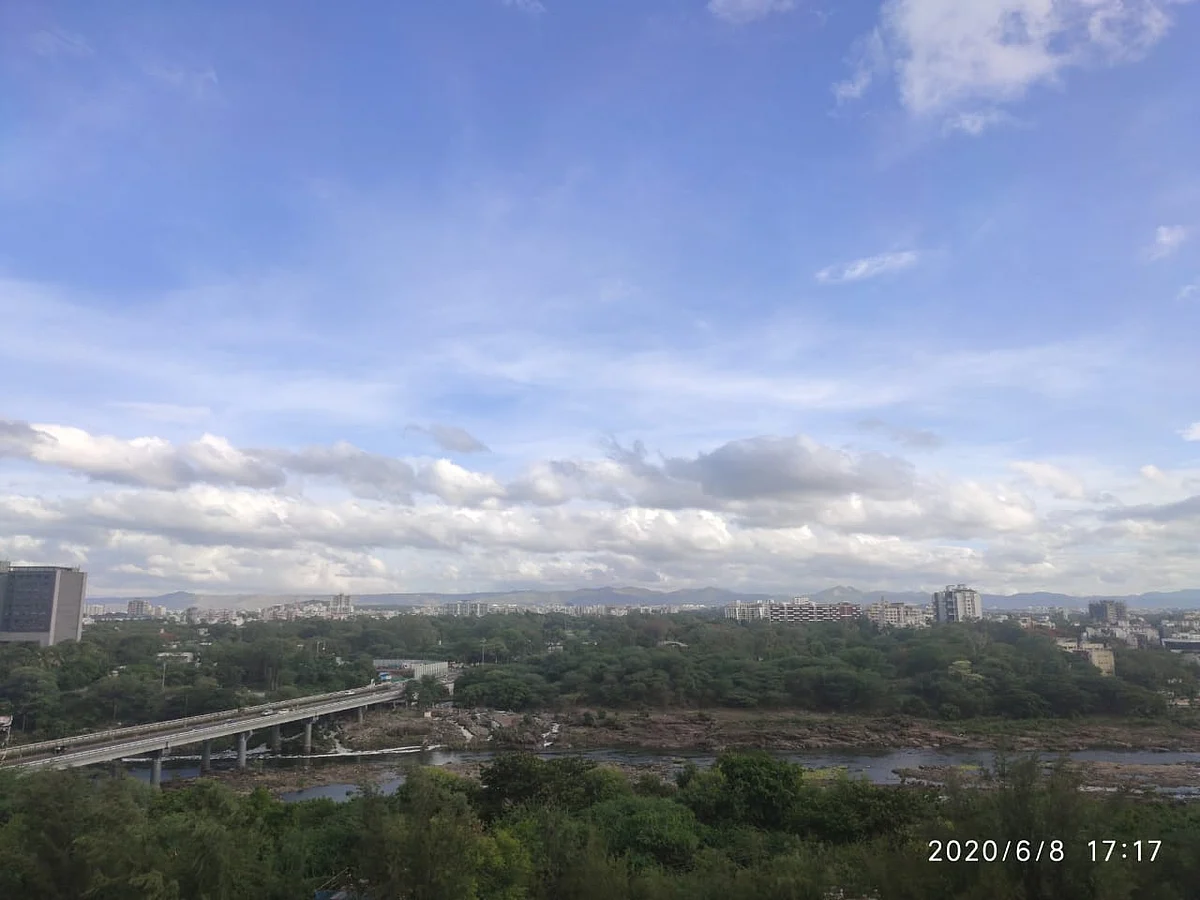Bridge across the river Mula-Mutha