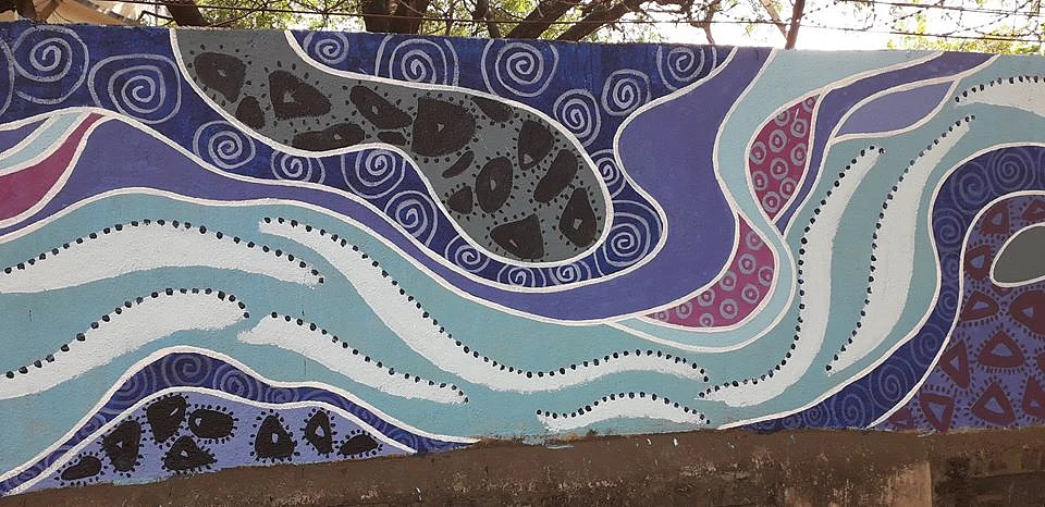 Indian River Day - painting on wall near SNDT Campus on Law College Road