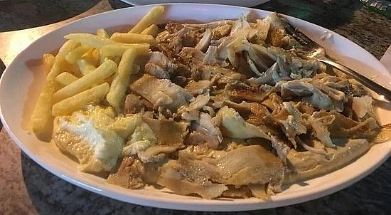 Shawarma plate with hummus