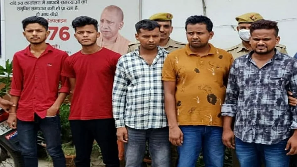 साइबर ठग प्रमोद मंडल गिरफ्तार ,
दिल्ली-यूपी समेत कई राज्यों में है वांटेड,
अब तक करोड़ों रुपये की कर चुके है ठगी,
लखनऊ पुलिस ने किया गिरफ्तार