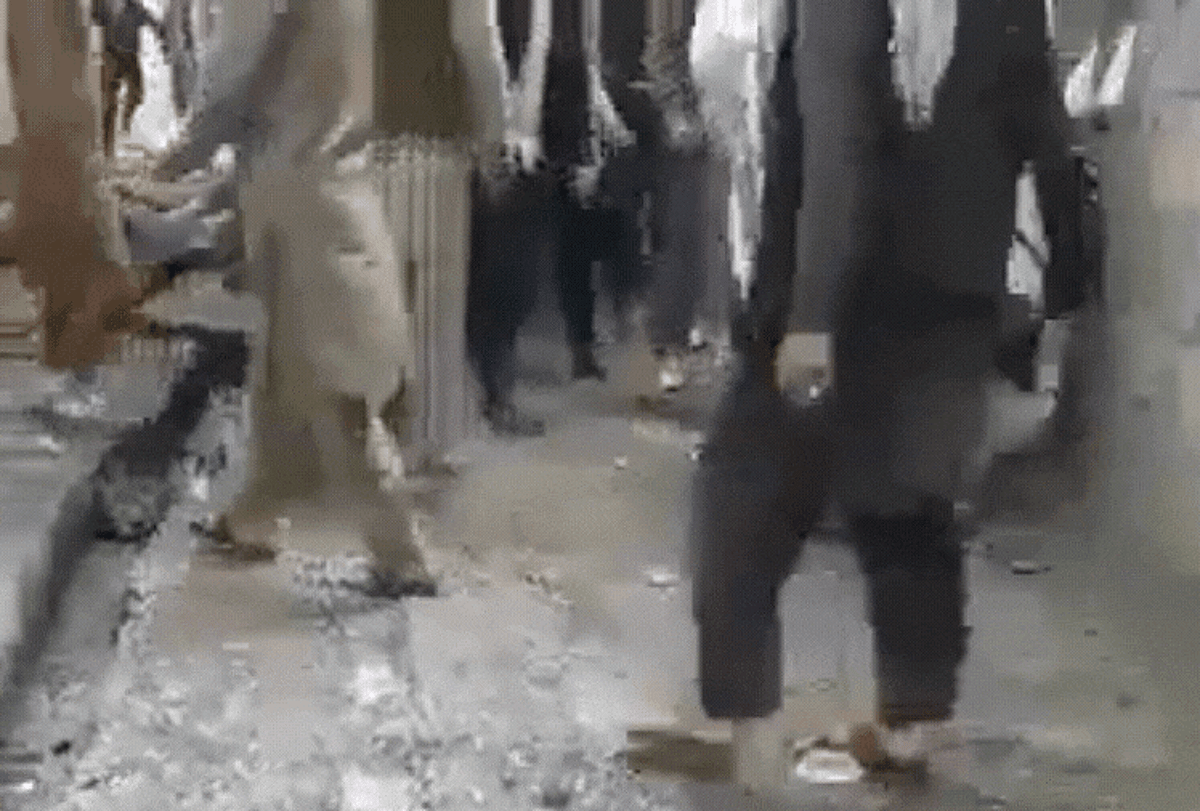 Kabul Bomb Blast Video: काबुल धमाके के बाद का ये वीडियो देखकर आपकी रूह कांप जाएगी