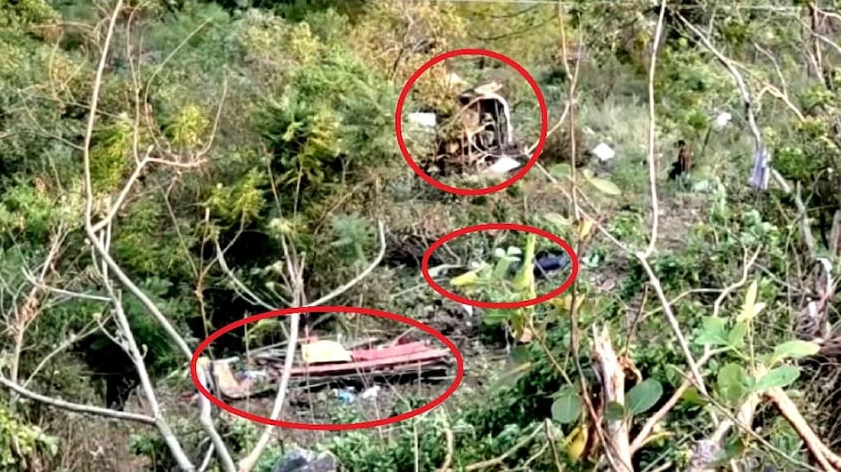Uttrakhand News : बस हादसे में अब तक 26 लोगों की मौत, 4 जख्मी, PM ने जताया शोक
