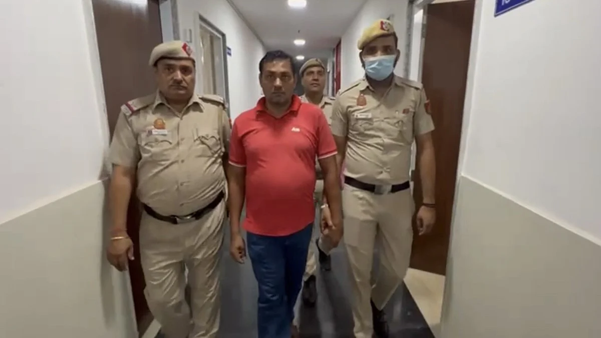आरोपी 21 साल बाद गिरफ्तार