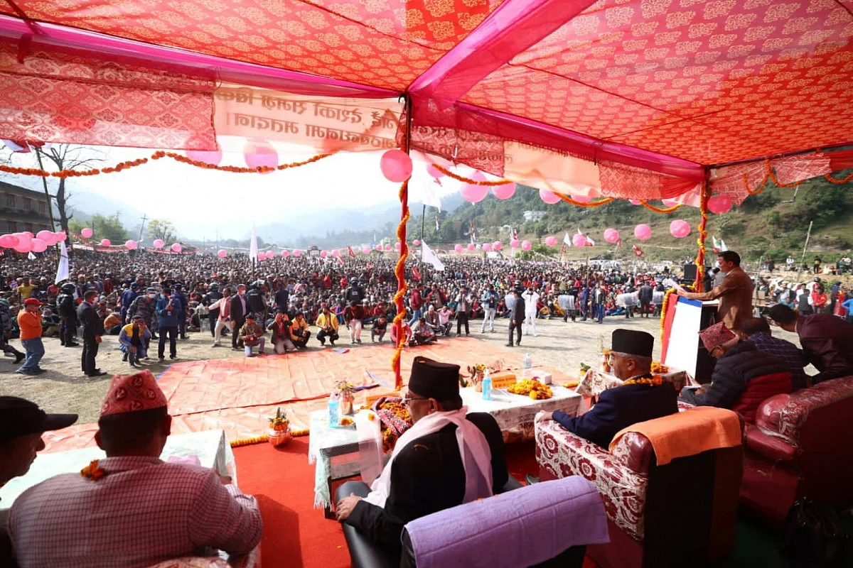 चुनाव प्रचारको अन्तिम दिन आज गठबन्धनले काठमाडौंमा सभा गर्दै