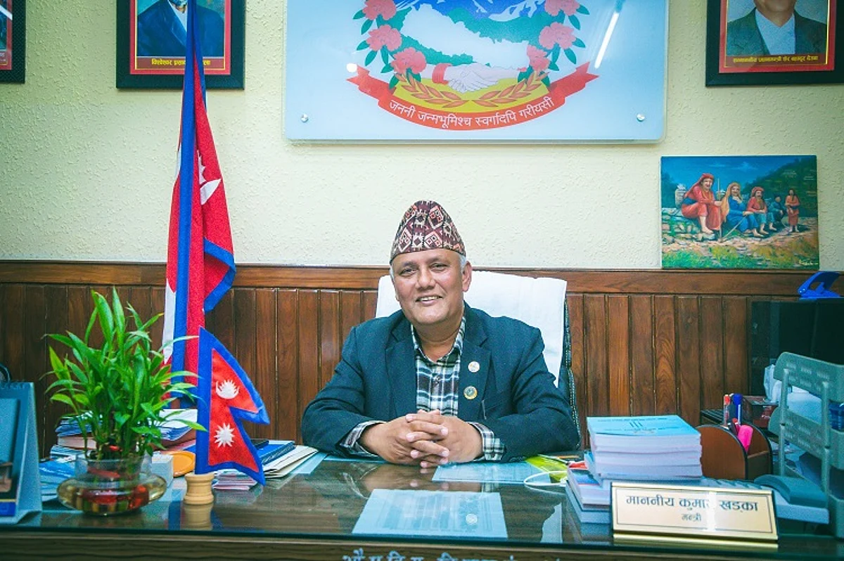 गण्डकीका भाैतिक पूर्वाधार मन्त्री कुमार खड्का बर्खास्त