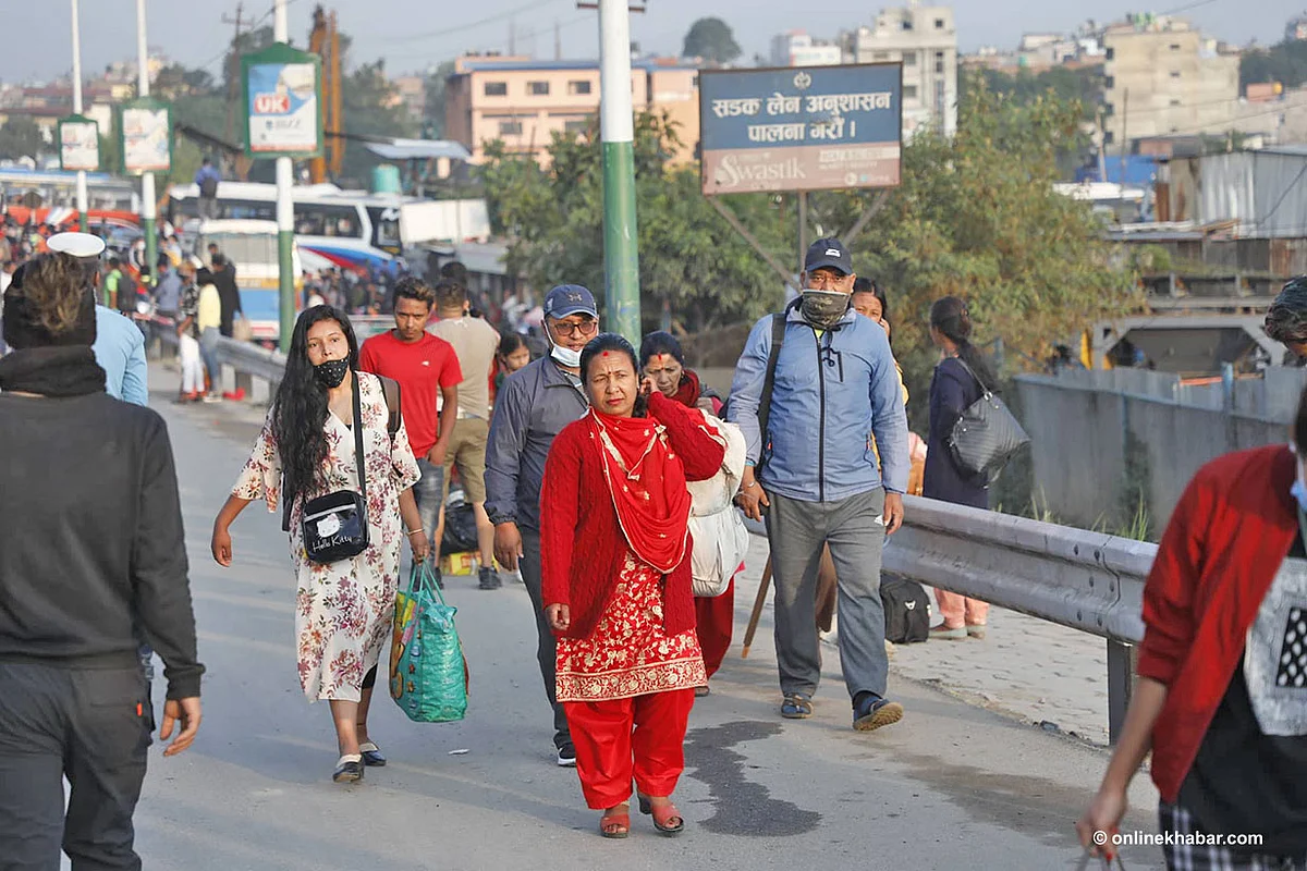 मतदानका लागि काठमाडौंबाट बाहिरिने बढे