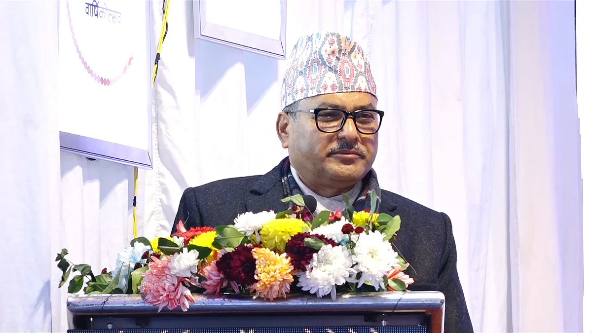 तीन सरकारी वाणिज्य बैंकहरु पनि मर्जर हुनुपर्छः गभर्नर अधिकारी