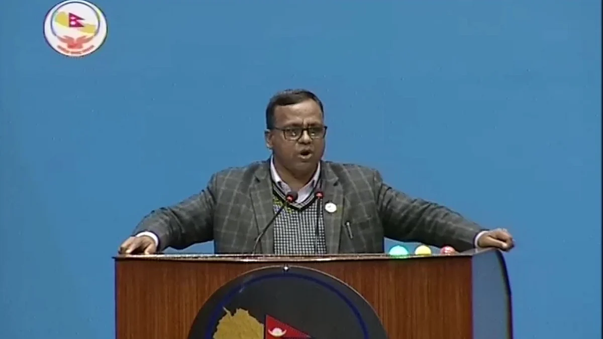 ओलीले सरकारमाथि नै धावा बोल्ने काम गरे : सांसद पाण्डे