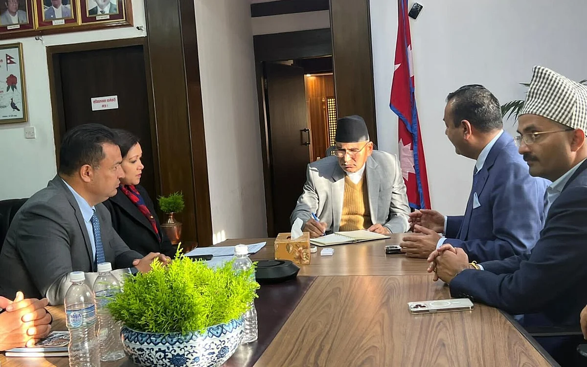 एनआरएनएले गर्दै आएका लोक कल्याणकारी तथा परोपकारी कार्य जारी रहन्छ : अर्थमन्त्री पौडेल