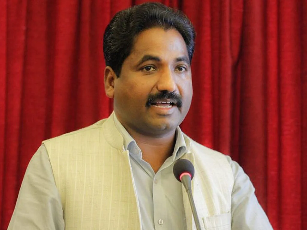 प्रभु साहको आम आदमी पौडेललाई समर्थन गर्ने