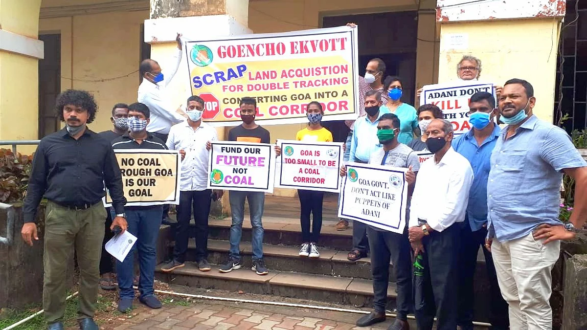 Goa: विरोध असून देखील दुपदरी रेल्वेरुळांचे काम वेगात सुरु