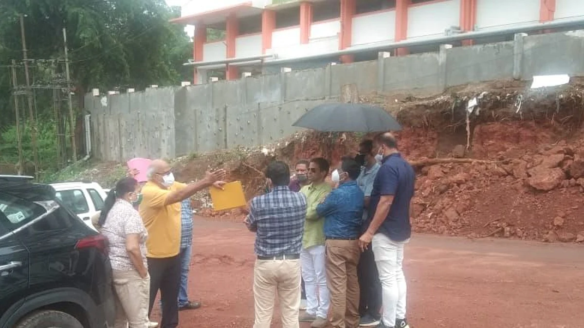 विकासकामाचा आढावा सादर करा; एडविन मास्कारेन्हसचे आव्हान