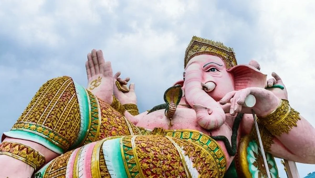 Ganesh Chaturthi 2021: गणरायासाठी पूरग्रस्तांचीही लगबग
