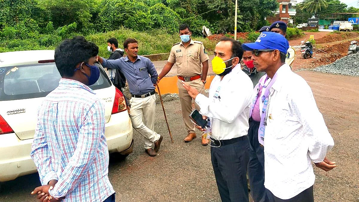 Goa AAP: आम आदमी पार्टीने 'रास्ता रोको'चा इशारा देताच खड्डे बुजवण्याचे काम सुरु