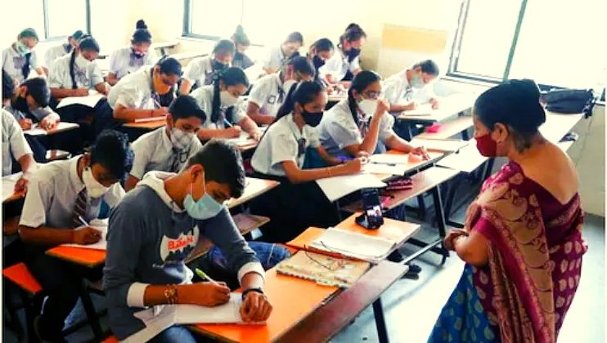 प्राथमिक शाळेतील शिक्षकांना मोठा दिलासा, सरकारने 8 तासांच्या शिफ्टचा आदेश केला रद्द
