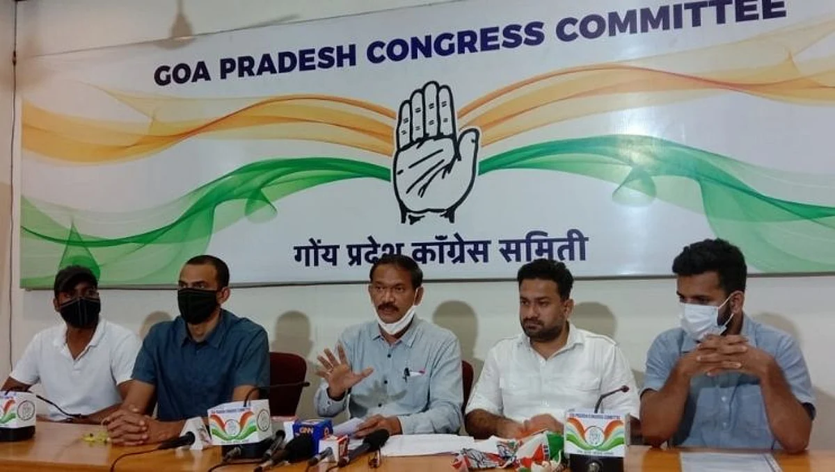 निवडणुकीपूर्वी नोकरीचे आमिष दाखवून सरकारकडून तरुणांची फसवणूक: चोडणकर