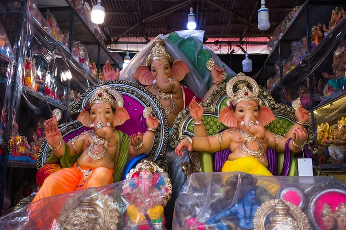 Ganesh Chaturthi in Goa: गणेशभक्तांना नाही खर्चाची पर्वा