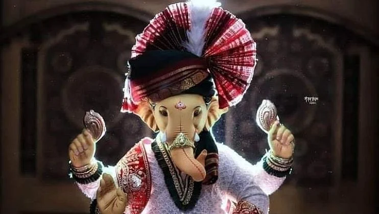 'माळ्यातलो झरीकार' संस्थेतील गणेश मूर्ती