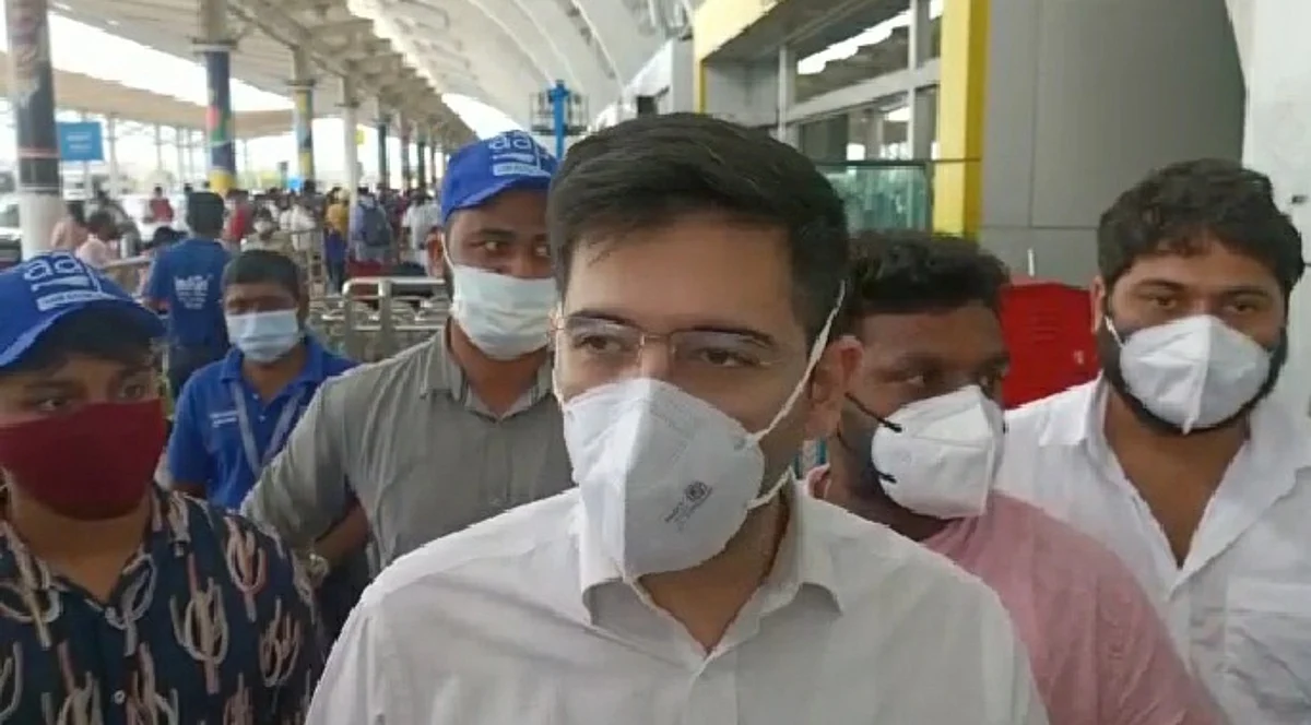 Delhi MLA RAghav Chaddha at Dabolim Air port (Goa AAP)
