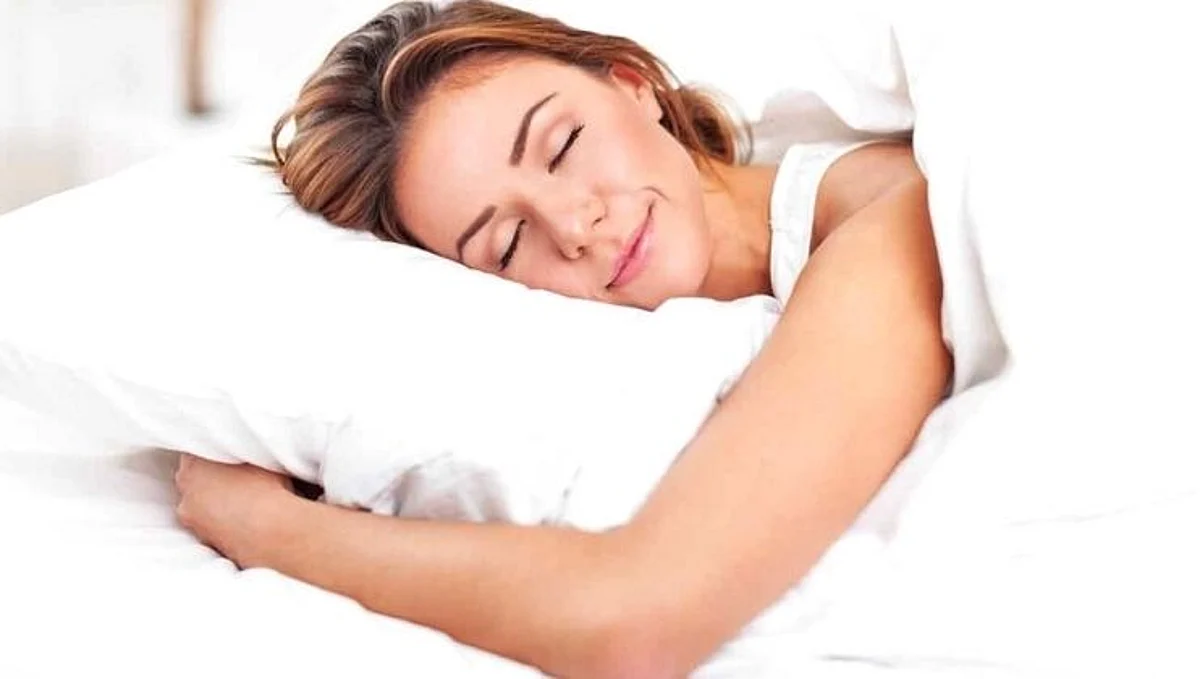 Health Tips : We all know that getting a good night's sleep is beneficial for our heart, digestion, nervous system and mental health.