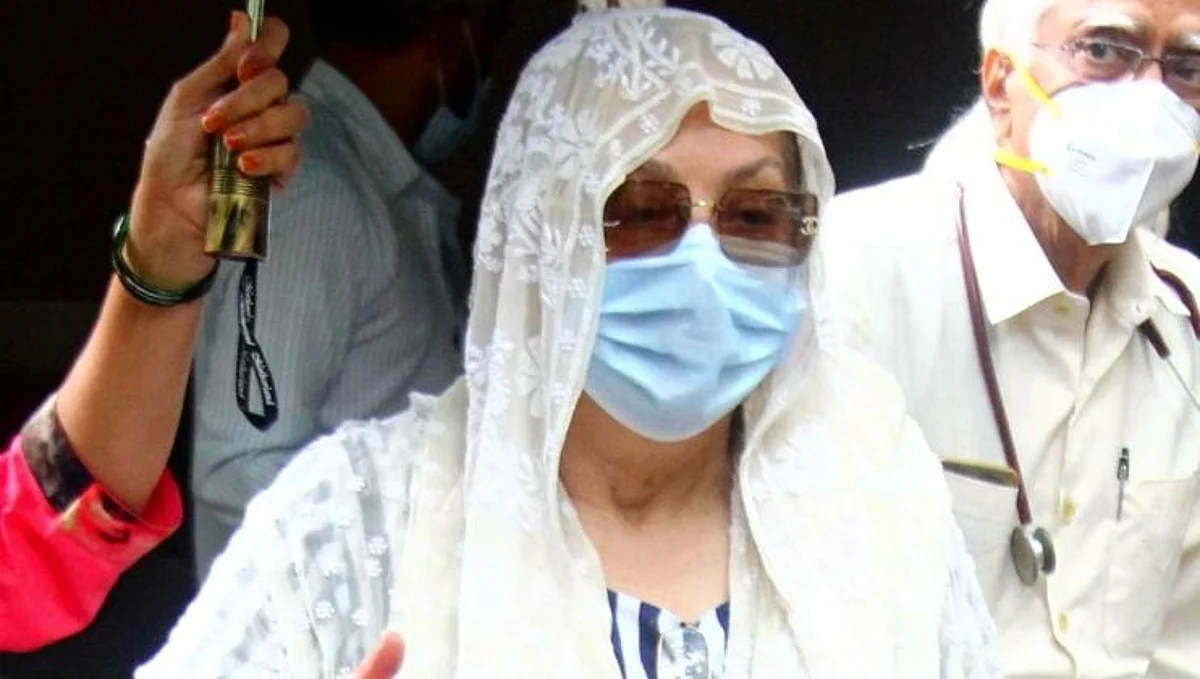 Saira Banu यांना रुग्णालयातून मिळाला डिस्चार्ज