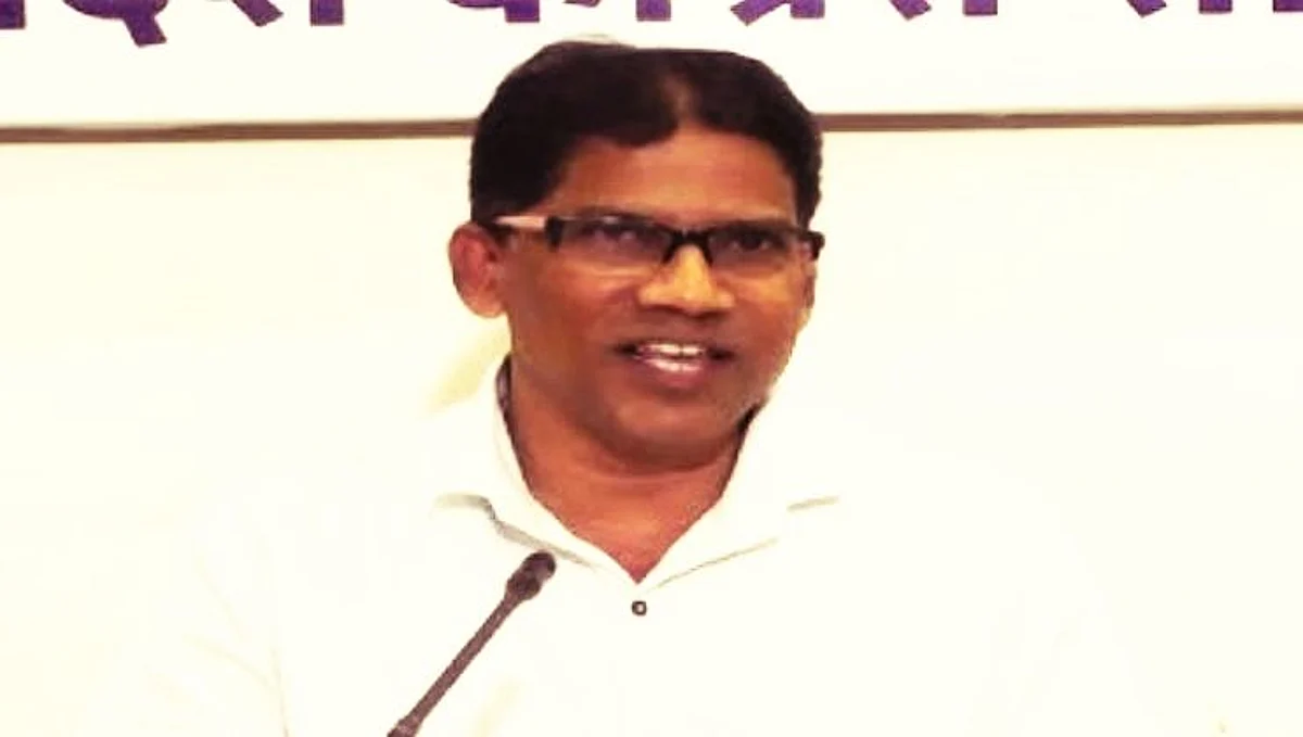 मुख्यमंत्र्यानी आश्वासन दिल्याप्रमाणे गोव्याला खड्ड्येमुक्त करावे: खांडेकर