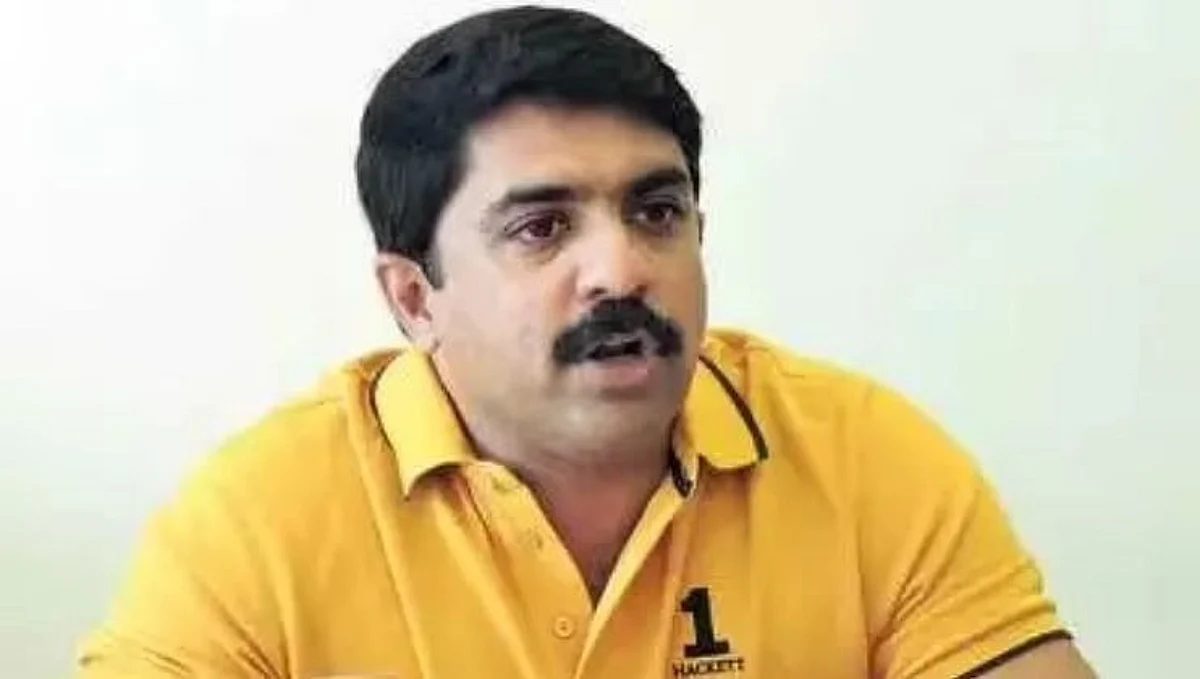 भाऊसाहेबांची आठवण पुसून टाकण्याचा भाजपचा प्रयत्न: सरदेसाई