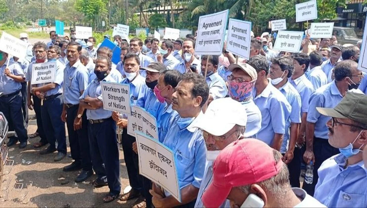 'दोन दिवसात प्रश्न सोडवा अन्यथा कुटुंबियांसह रस्त्यावर उतरु'