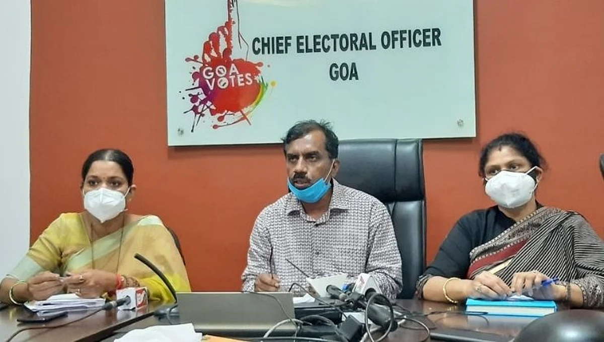 अद्यावत ईव्हीएम मशीन गोव्यात दाखल