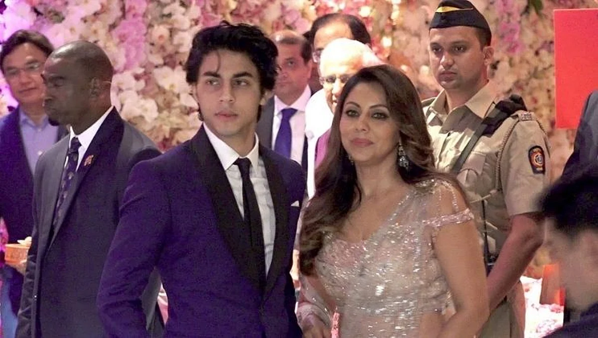 Aryan Khan आज मन्नत वर? की माय लेकराची भेट आजही टाळणार