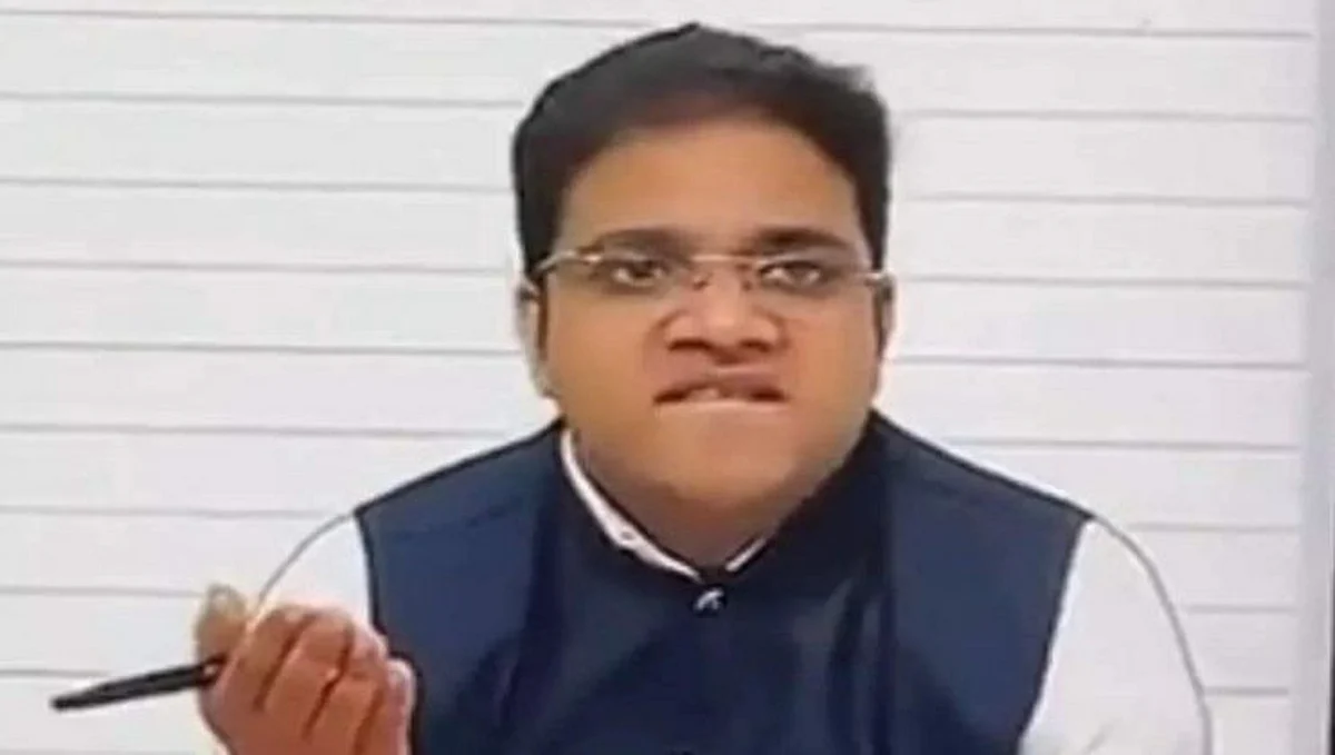 Video: शिक्षकाच्या 'क्वार्टर' च्या प्रश्नाला विद्यार्थ्याचे भन्नाट उत्तर
