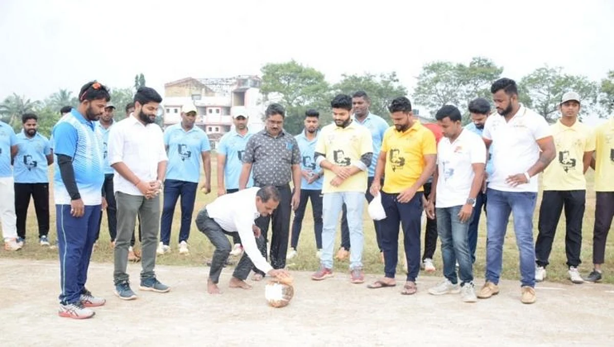 मांद्रे प्रभागातर्फे सुरेश रैना मैदानावर क्रिकेट स्पर्धेचे आयोजन!