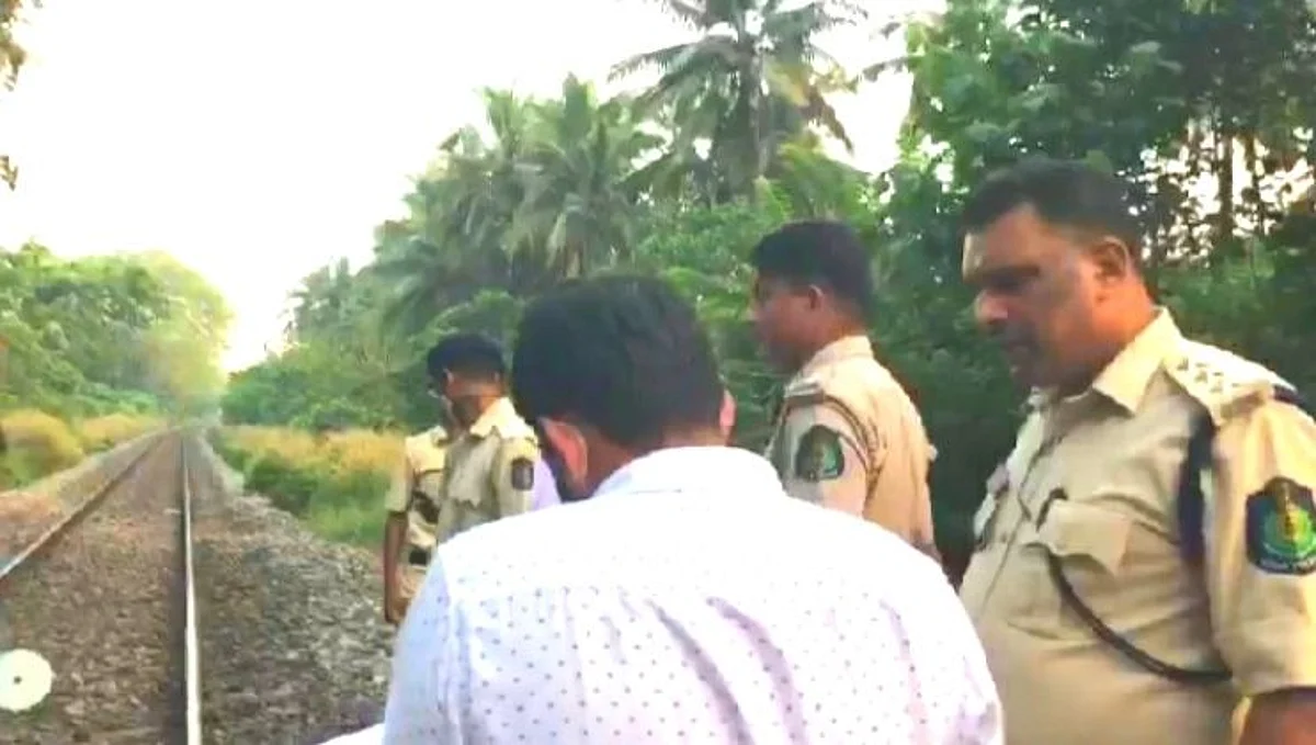 Goa: गावात परत पाय ठेवल्यास खबरदार; रेल्वे कंत्राटदाराला ग्रामस्थांनी दिला इशारा