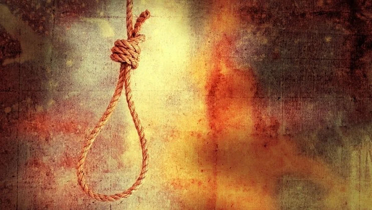 तीन वर्षांच्या मुलासमोर मजुराने घेतला गळफास