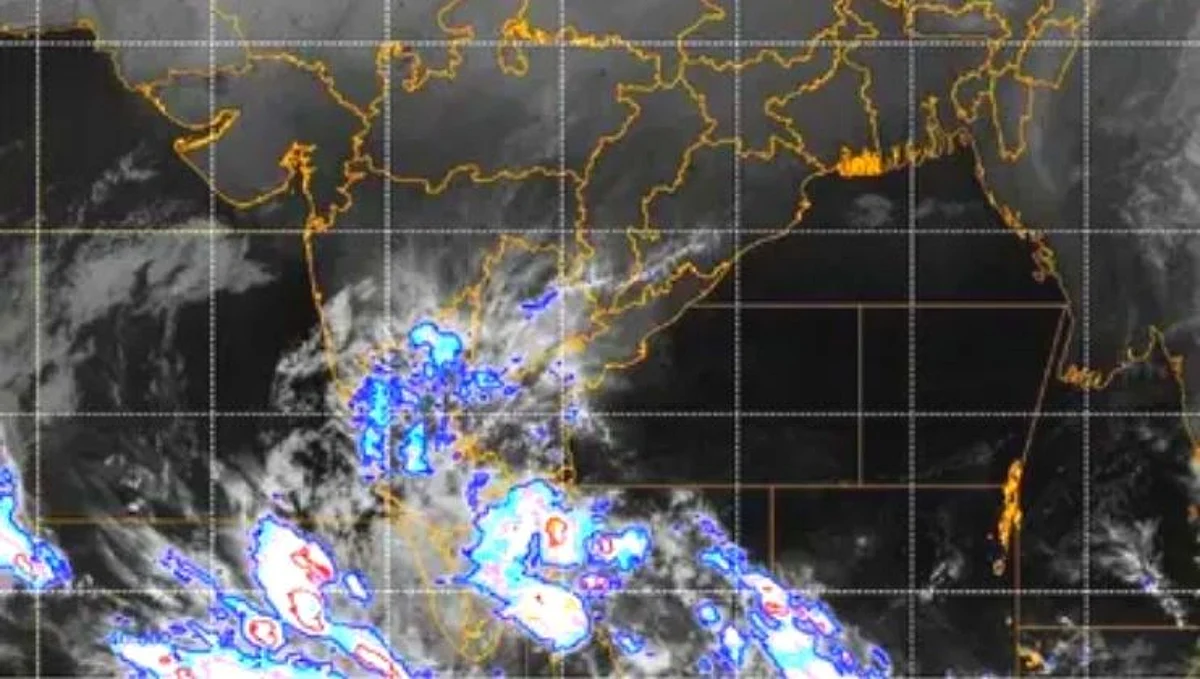 Weather Update: अरबी समुद्रात कमी दाबाचा पट्टा, हवामान विभागाचा मच्छिमारांना इशारा