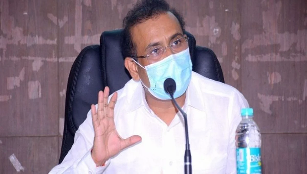 डिसेंबरमध्ये राज्यात कोरोनाची तिसरी लाट, आरोग्य मंत्री राजेश टोपेंचा इशारा