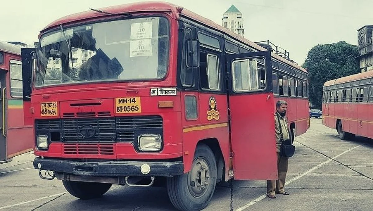 MSRTC Strike: कर्मचारी संपावर ठामच तर शासनाचा कारवाईचा बडगा