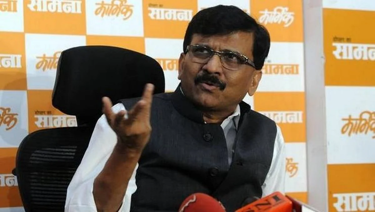 ममता बॅनर्जी मुंबईत यात गैर काय ?, सामनातून सेनेचे भाजपवर ताशेरे