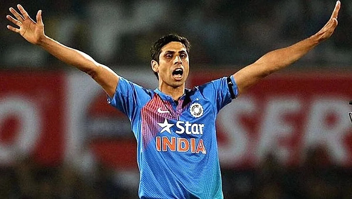 IPL 2022: 'या' नव्या IPL संघाचा आशिष नेहरा असणार मुख्य प्रशिक्षक, गॅरी कर्स्टन मेंटर